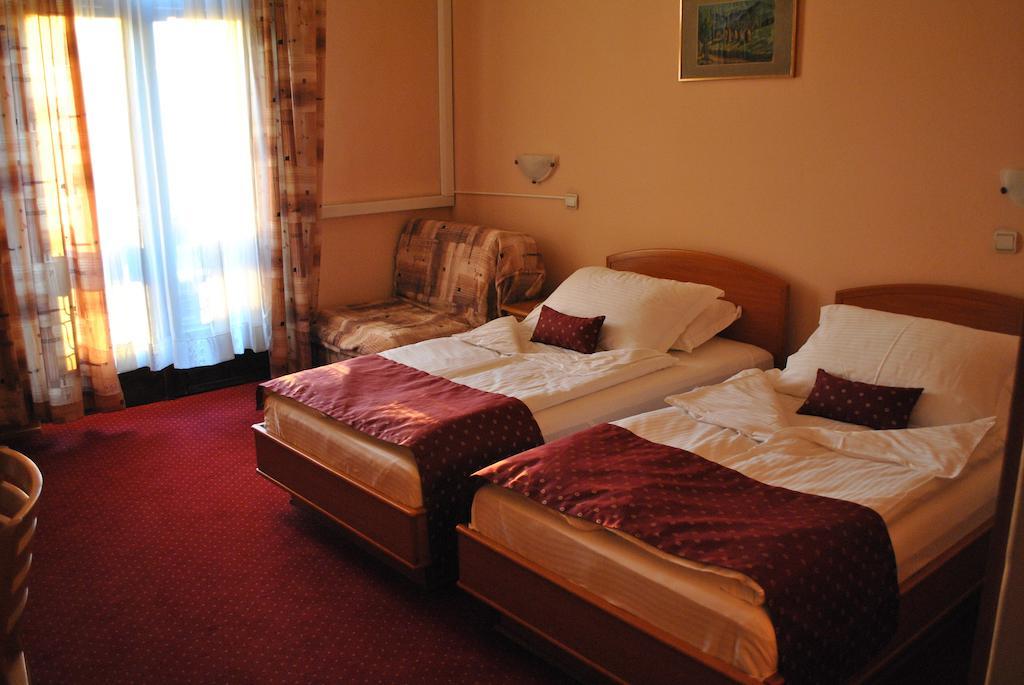 Hotel Kasina Белград Экстерьер фото