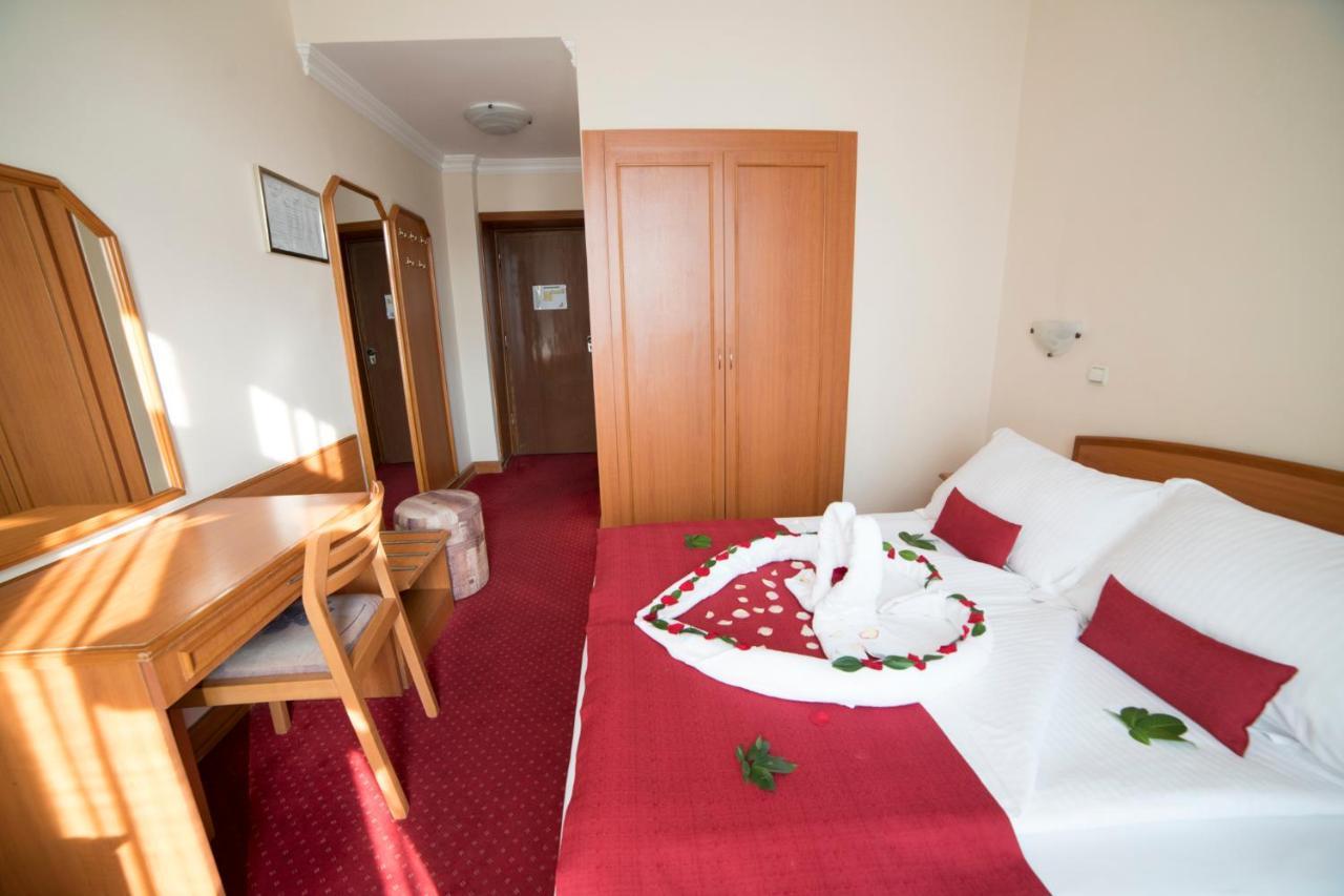 Hotel Kasina Белград Экстерьер фото